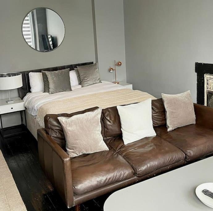 Elegant Studio In Central Hove - 5 Min Walk To Beach - 10 Min To Brighton Eksteriør bilde