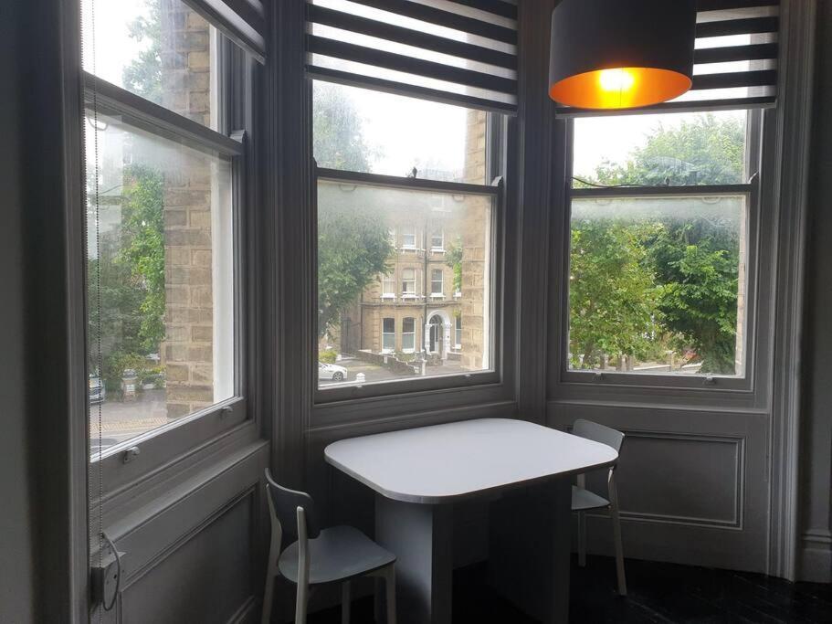 Elegant Studio In Central Hove - 5 Min Walk To Beach - 10 Min To Brighton Eksteriør bilde