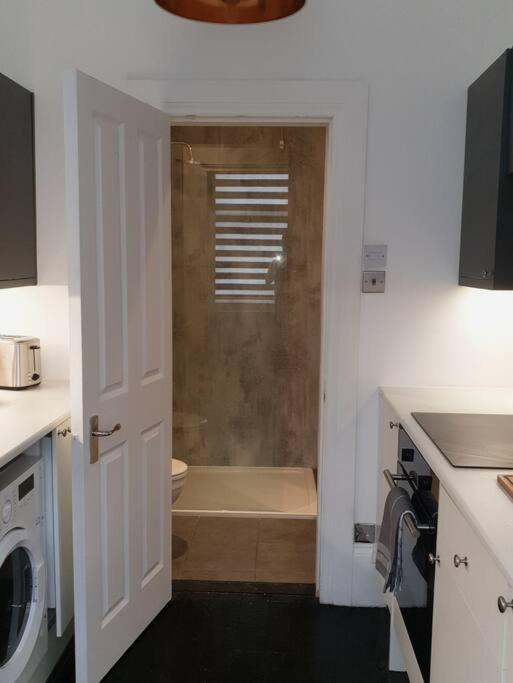 Elegant Studio In Central Hove - 5 Min Walk To Beach - 10 Min To Brighton Eksteriør bilde